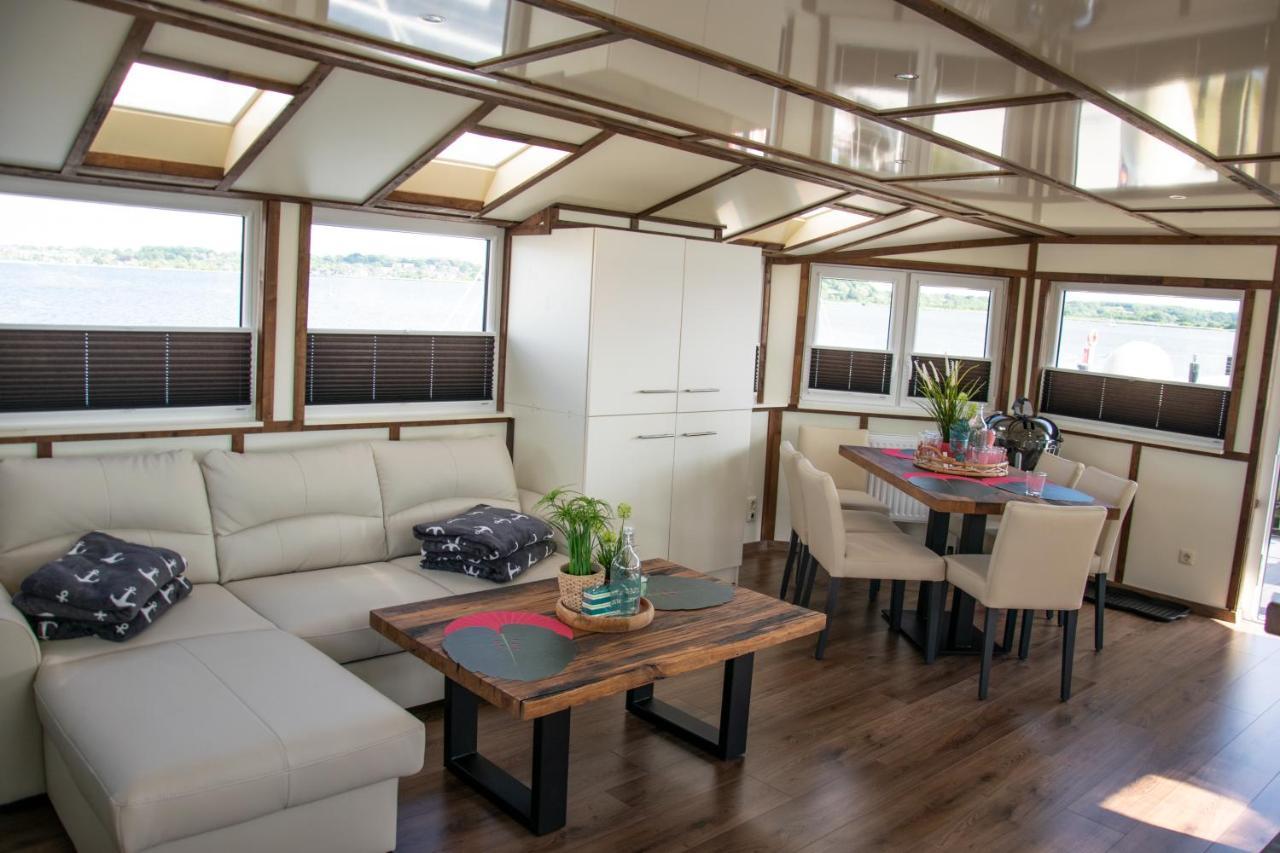 Island-Dreams Hausboot Cecilie Διαμέρισμα Σλέσβιχ Εξωτερικό φωτογραφία